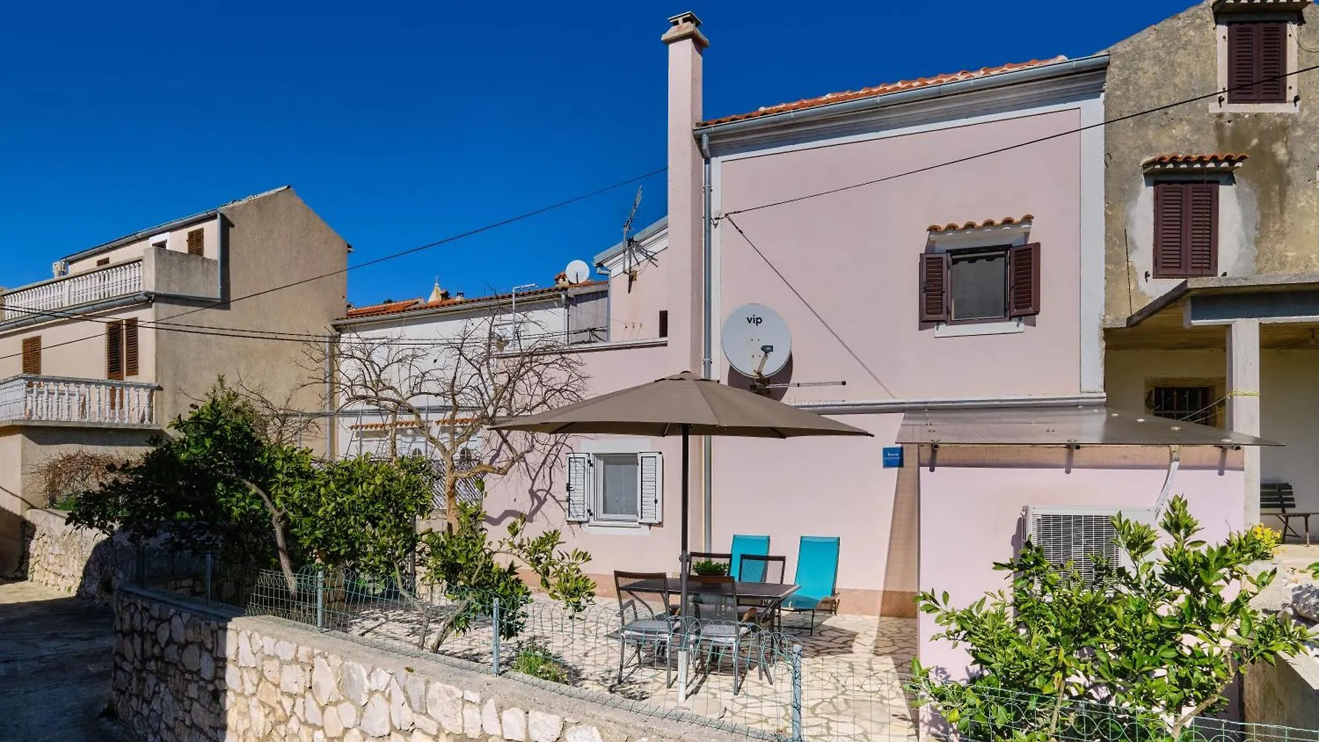 Apartment Angela Cunski Croatia